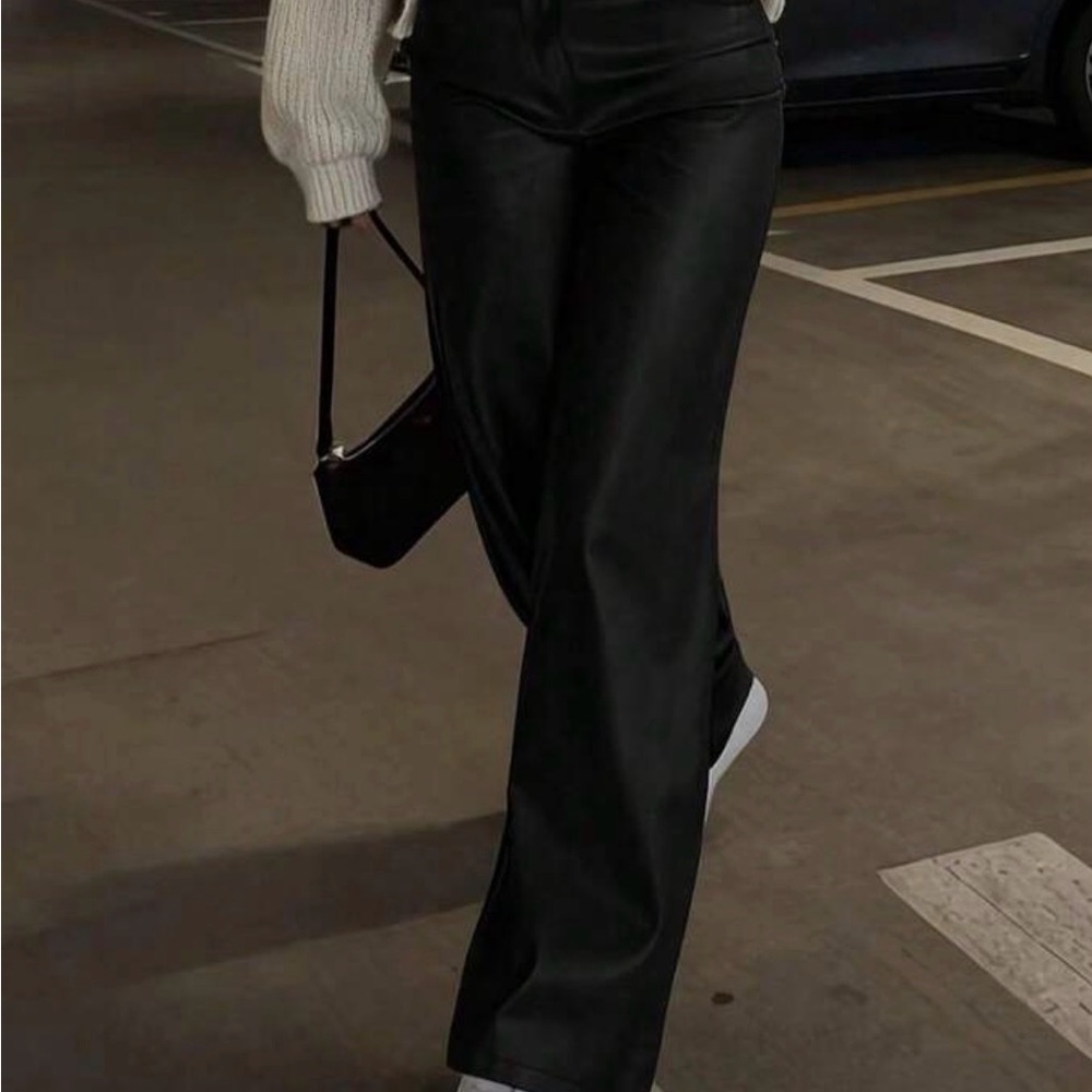 Stylish Black Wide-Leg Pants